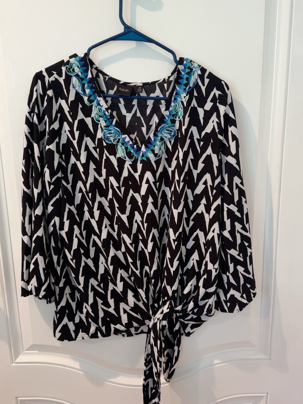 Rafaella Black White Geometric Embroidered Tie Front Blouse Size M